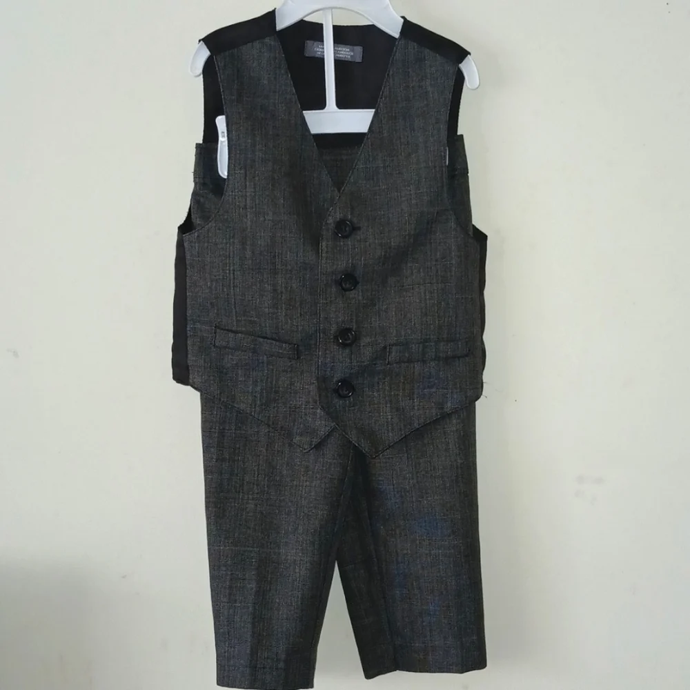 Van Heusen Toddler Vest & Pant 2‎ Piece Set - Size 2T